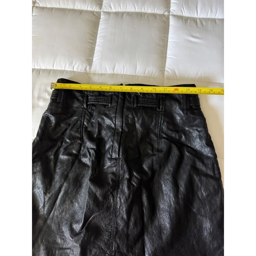 Free People Faux Leather Skirt Paperbag Waist Tie‎ Belt Black Skirt Size 8 (G)